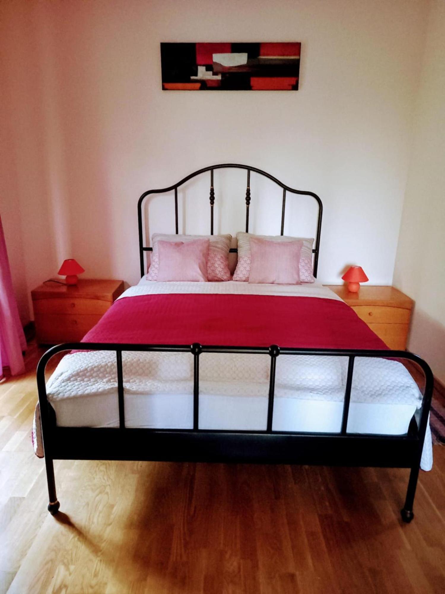 Bike&Night Apartment Baracska ภายนอก รูปภาพ