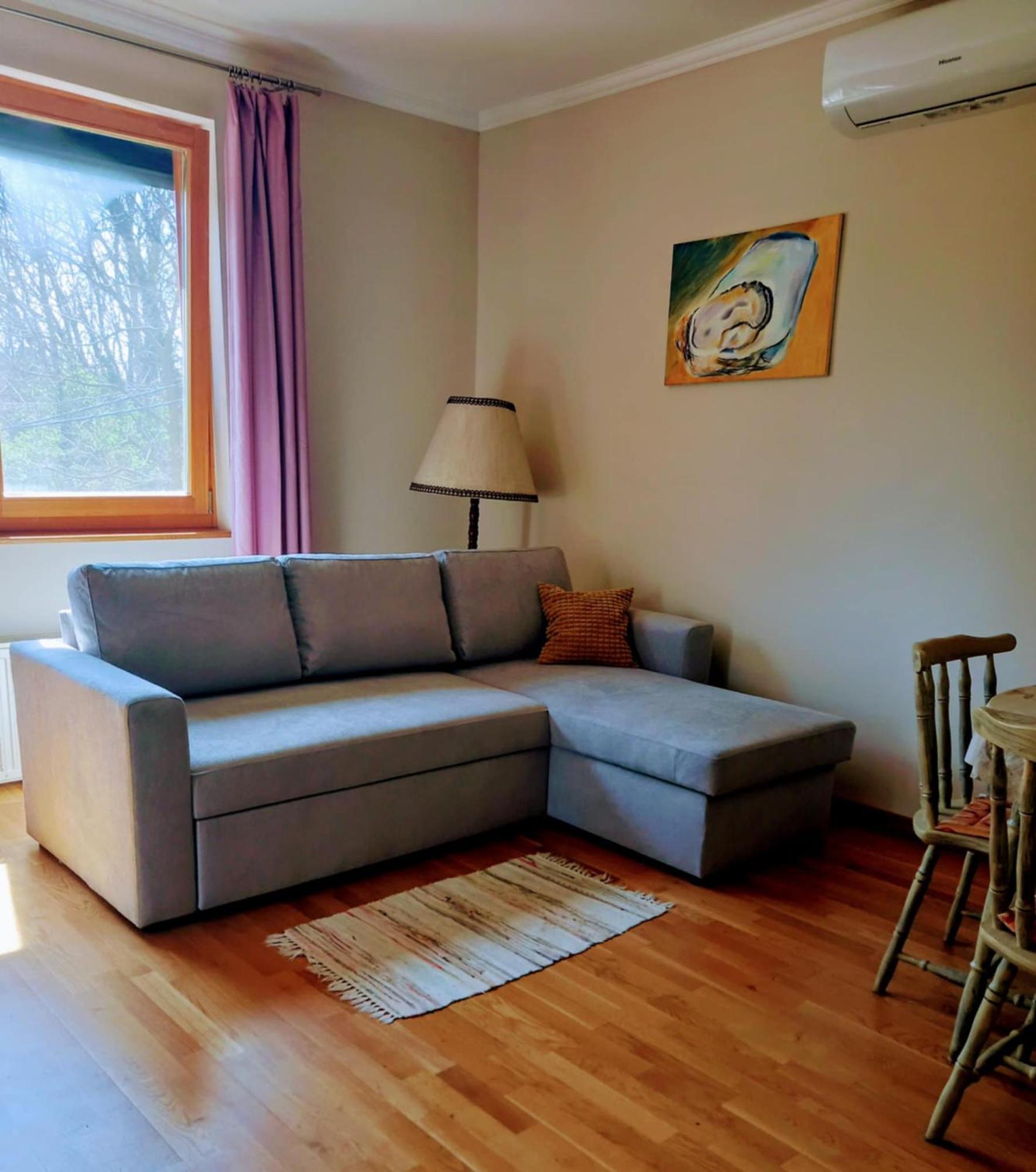 Bike&Night Apartment Baracska ภายนอก รูปภาพ